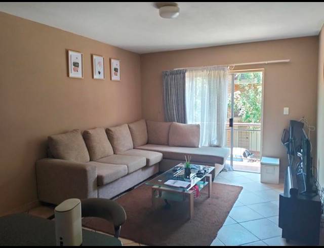 2 BEDROOM APARTMENT FOR SALE IN KOSMOSDAL